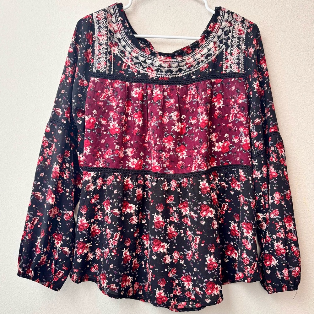 Knox Rose Embroidered Floral Blouse – Size M - Picture 2 of 10